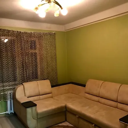 Метро Кпи, Улица Борщаговская